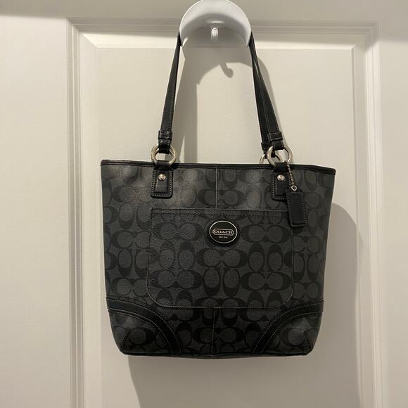 Coach Peyton Black Signature Logo Print Tote Heritage F18917 Handbag - Picture 1 of 13